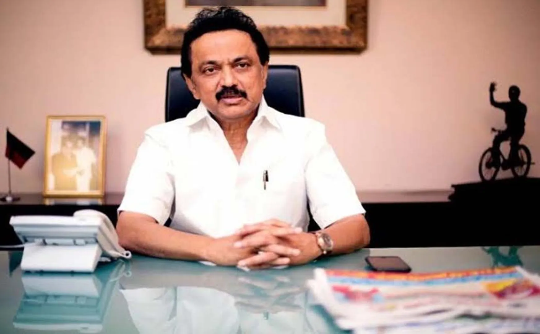 dmk president mk stalin meet with actor kamal hassan 